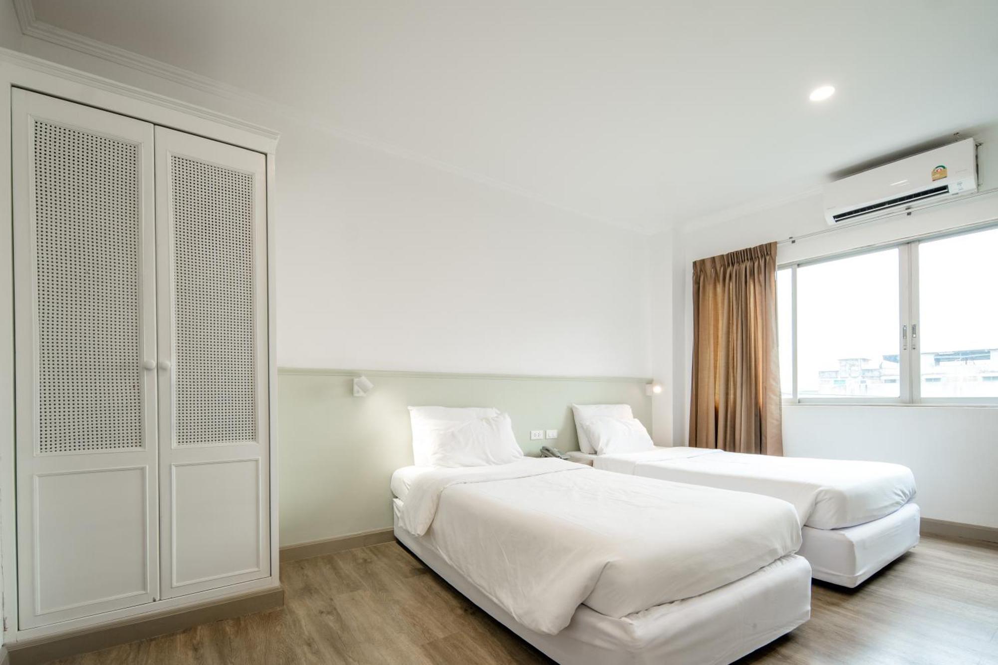 Dhevaraj Hotel Nan Dış mekan fotoğraf